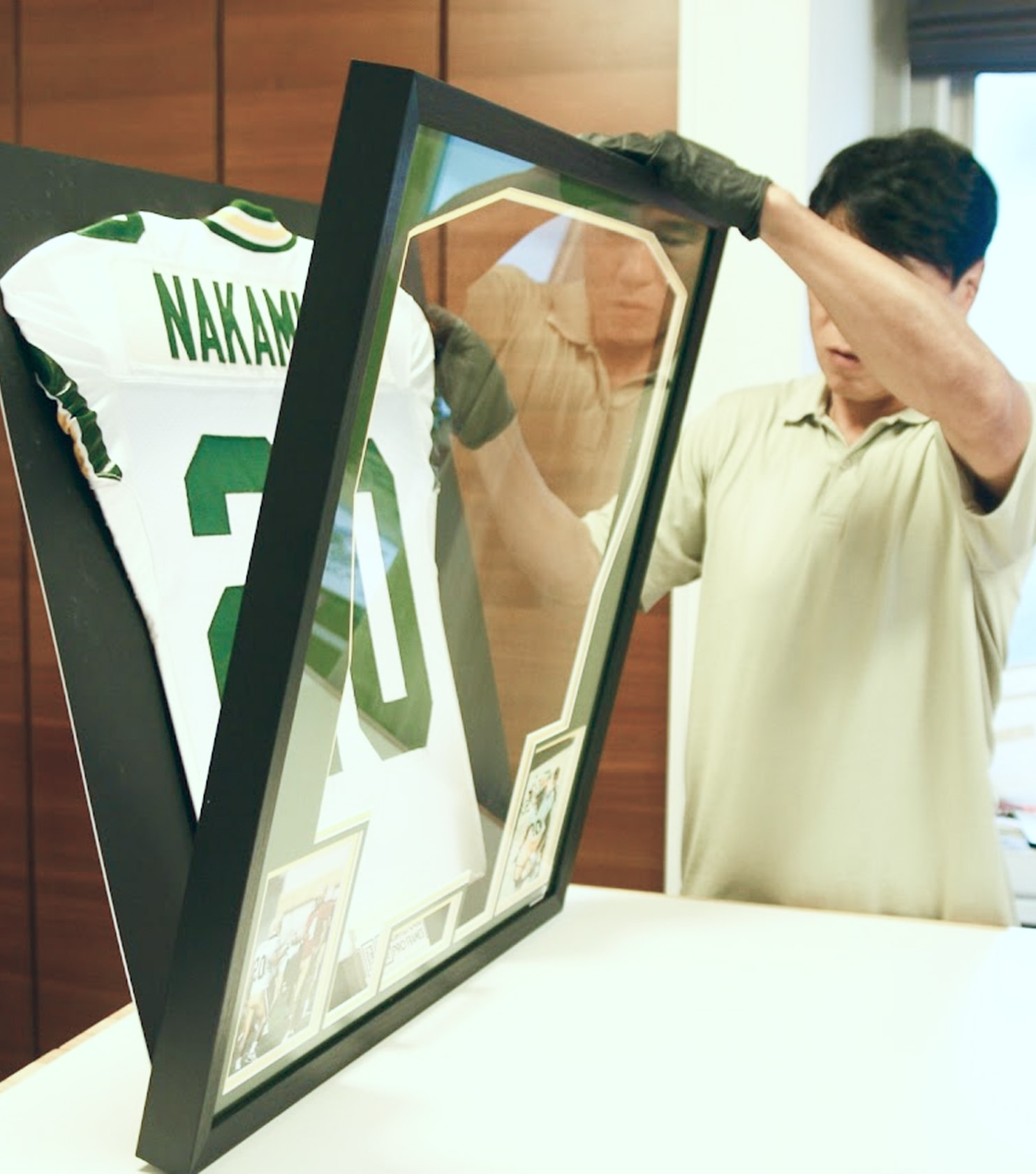 クラフトマンが作業している様子